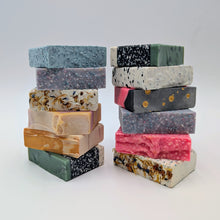 Assortiment de 12 savons